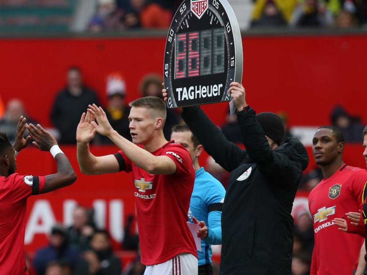 La Premier League aprobó las cinco sustituciones por partido