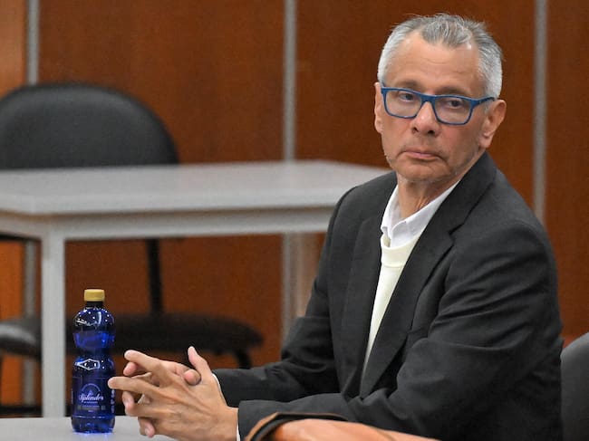 El exvicepresidente de Ecuador, Jorge Glas, durante una audiencia ante la Corte Nacional de Justicia en Quito.
(Foto: RODRIGO BUENDIA/AFP via Getty Images)