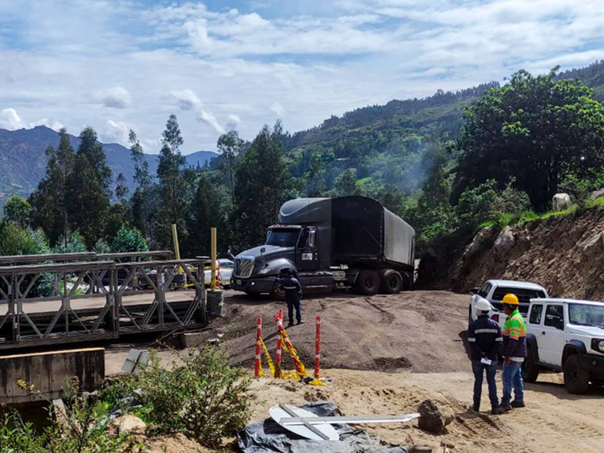 Puente en Socha, ubicado en la Ruta de los Libertadores, está en riesgo de colapsar