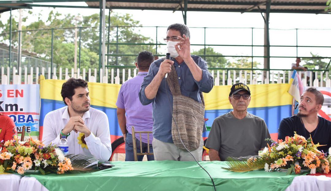 En el evento se socializó la propuesta de una consulta popular donde los ciudadanos señalen si aprueban o no los peajes de Autopistas del Caribe