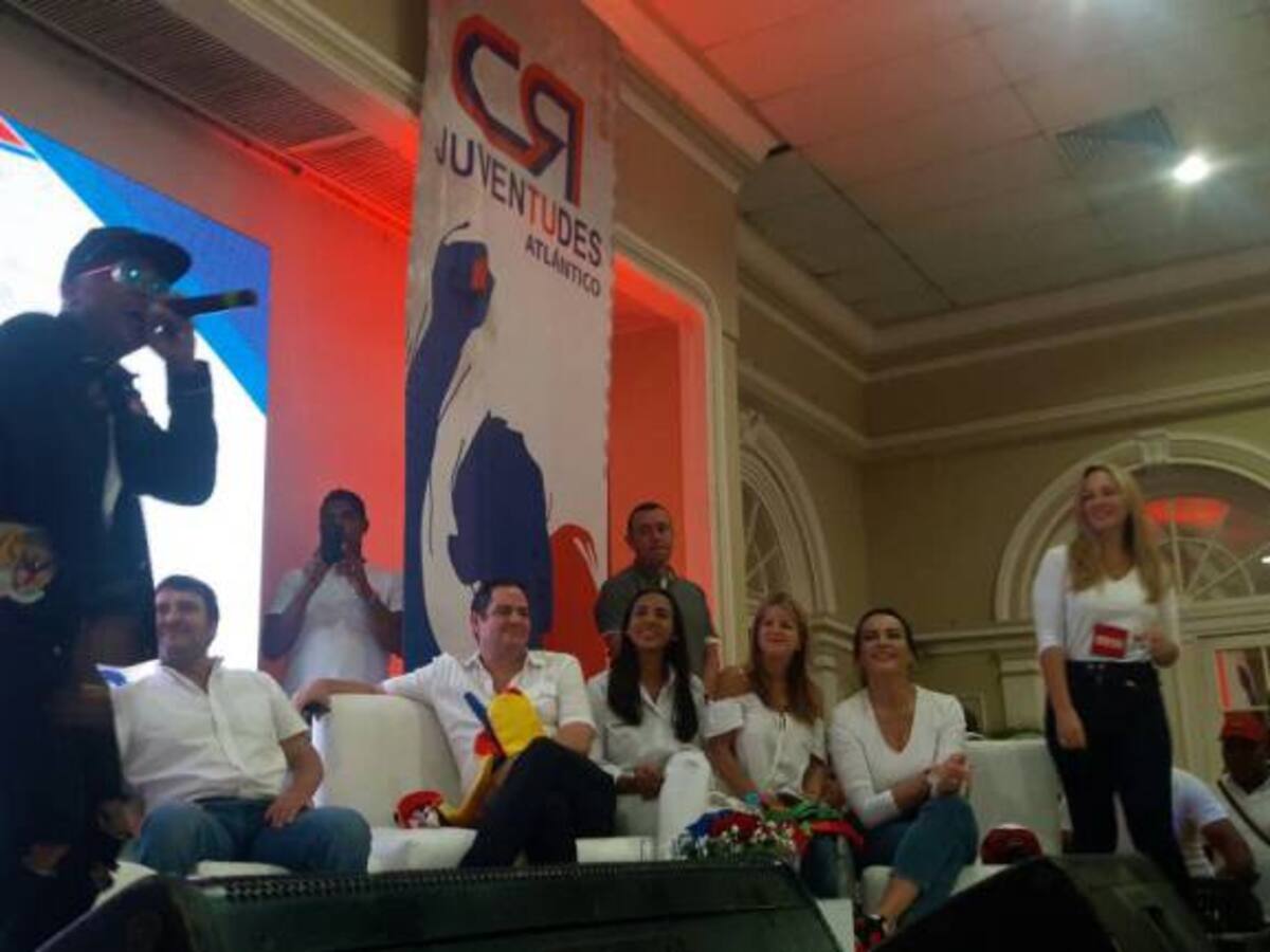 Vargas Lleras propone un Ministerio para la Familia