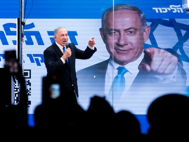 El Primer Ministro de Israel, Benjamin Netanyahu, en las elecciones generales de 2022 (Photo by Amir Levy/Getty Images)