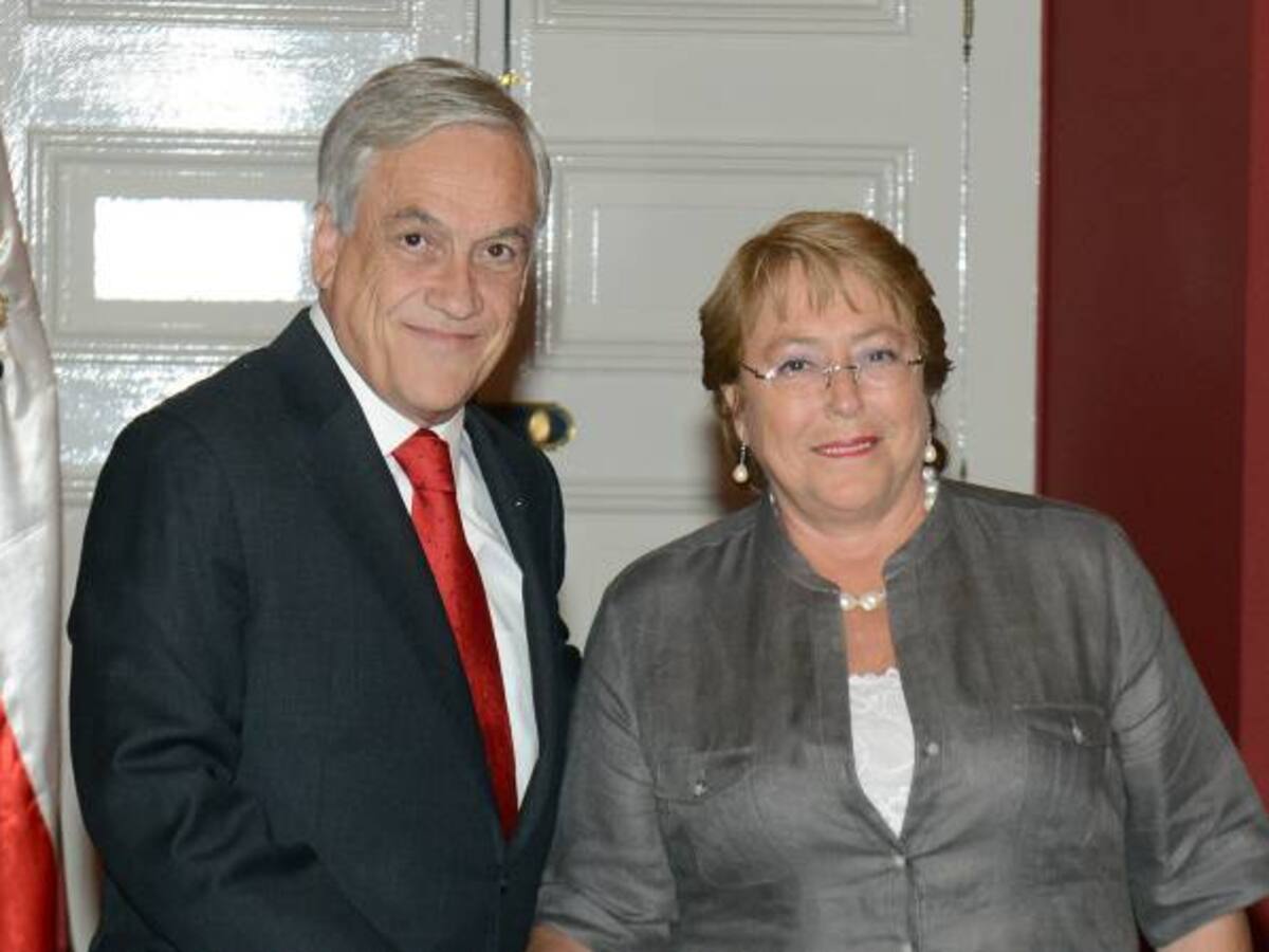 Michelle Bachelet felicitó a Sebastián Piñera