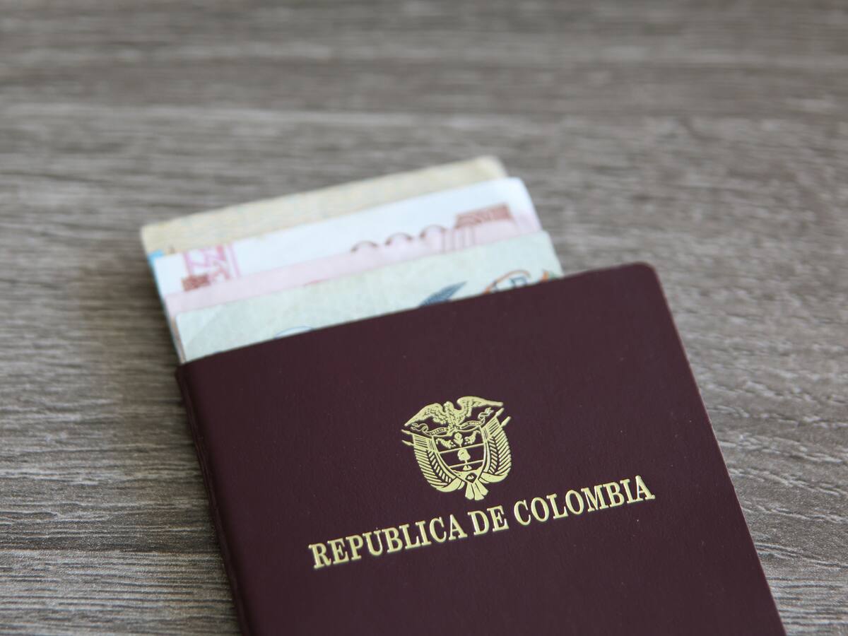 Denuncian presunta red de “tramitadores” de pasaportes en Santander