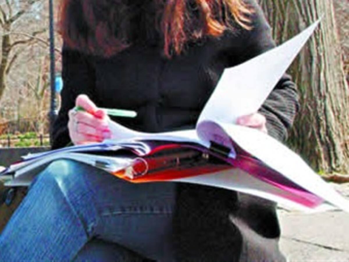 Universitaria realiza la tesis de grado sobre sus encuentros sexuales