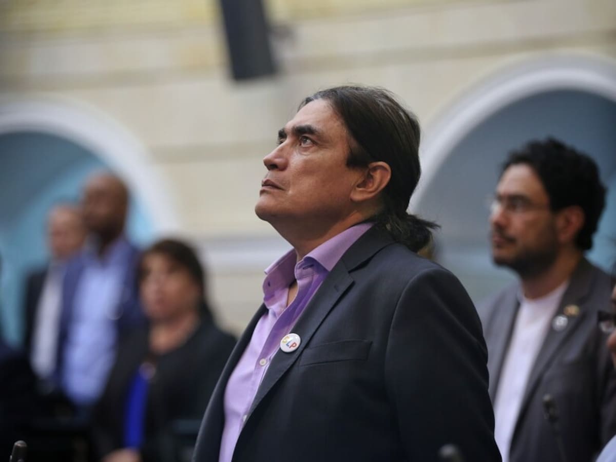 “Si se han acercado corruptos a mis discursos, les digo que tienen acabado el país”: Gustavo Bolívar