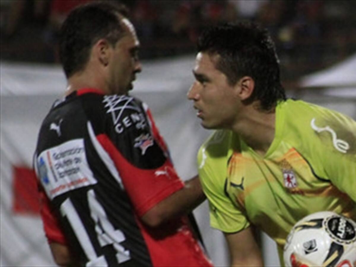 Nacional es quien decide el futuro de Camilo Vargas: Presidente de Santa Fe