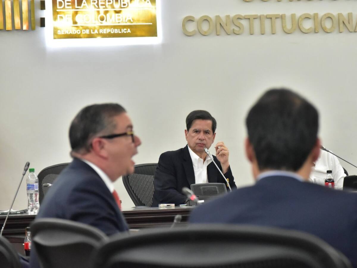 ¿Se cancelan las extras?: crisis ministerial y posible renuncia de Cristo ponen en duda convocatoria