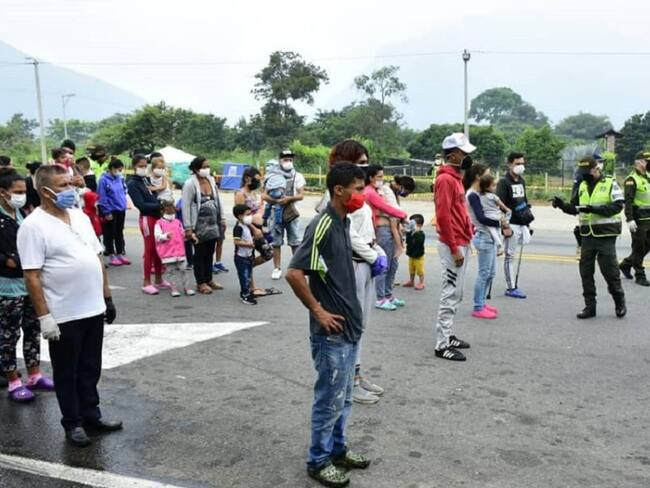 Más de 500 venezolanos cruzaran la frontera