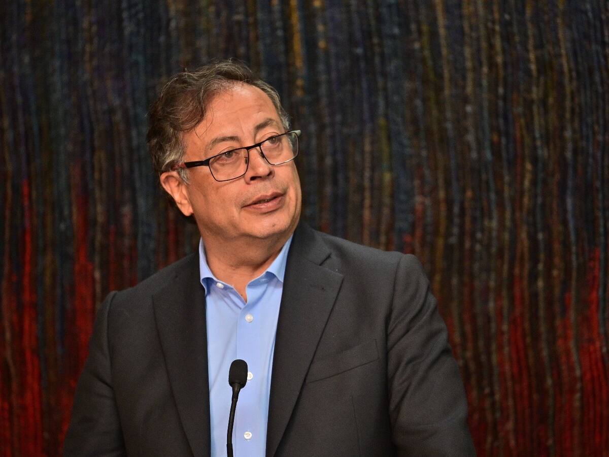 Al Oído: la respuesta a la crisis del Gobierno es populismo