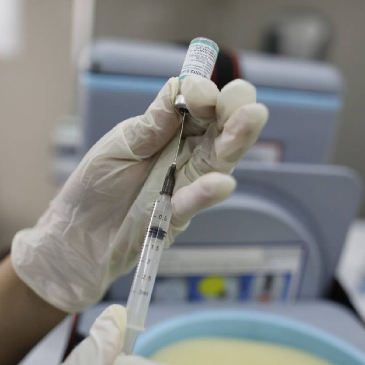 Rusia lanza la producción de su segunda vacuna contra el coronavirus