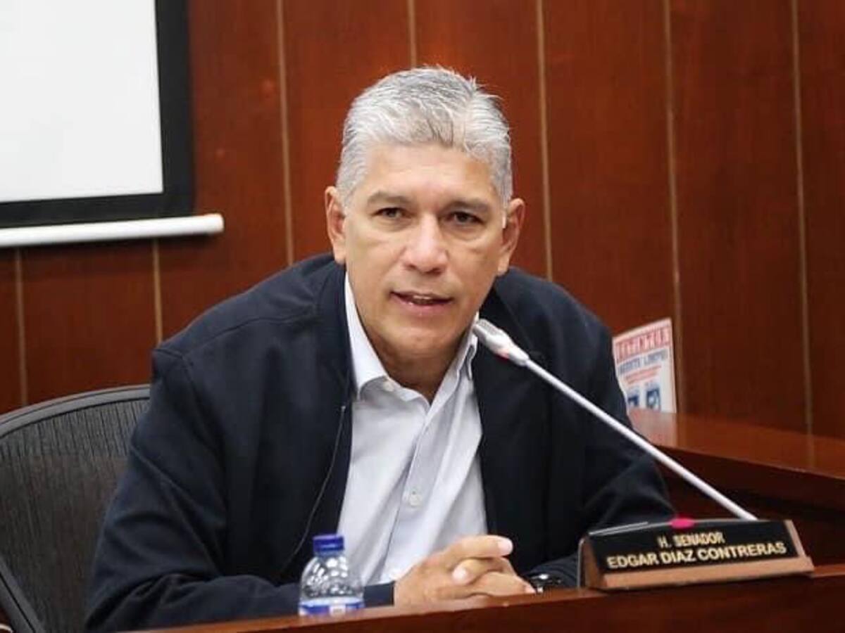 Senador llama la atención por los docentes del Catatumbo