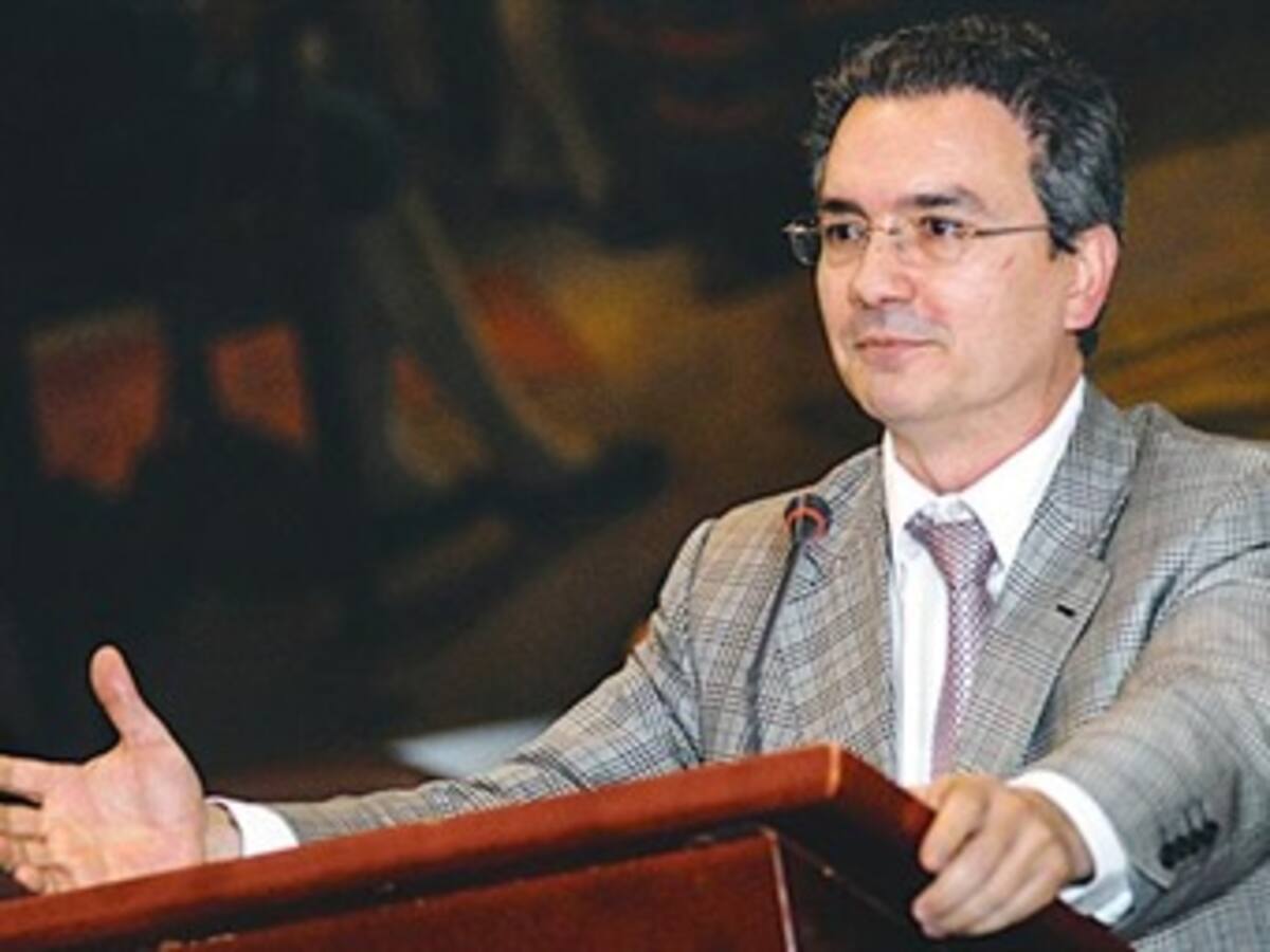 Contraloría declara insubsistente a su delegado del sector social