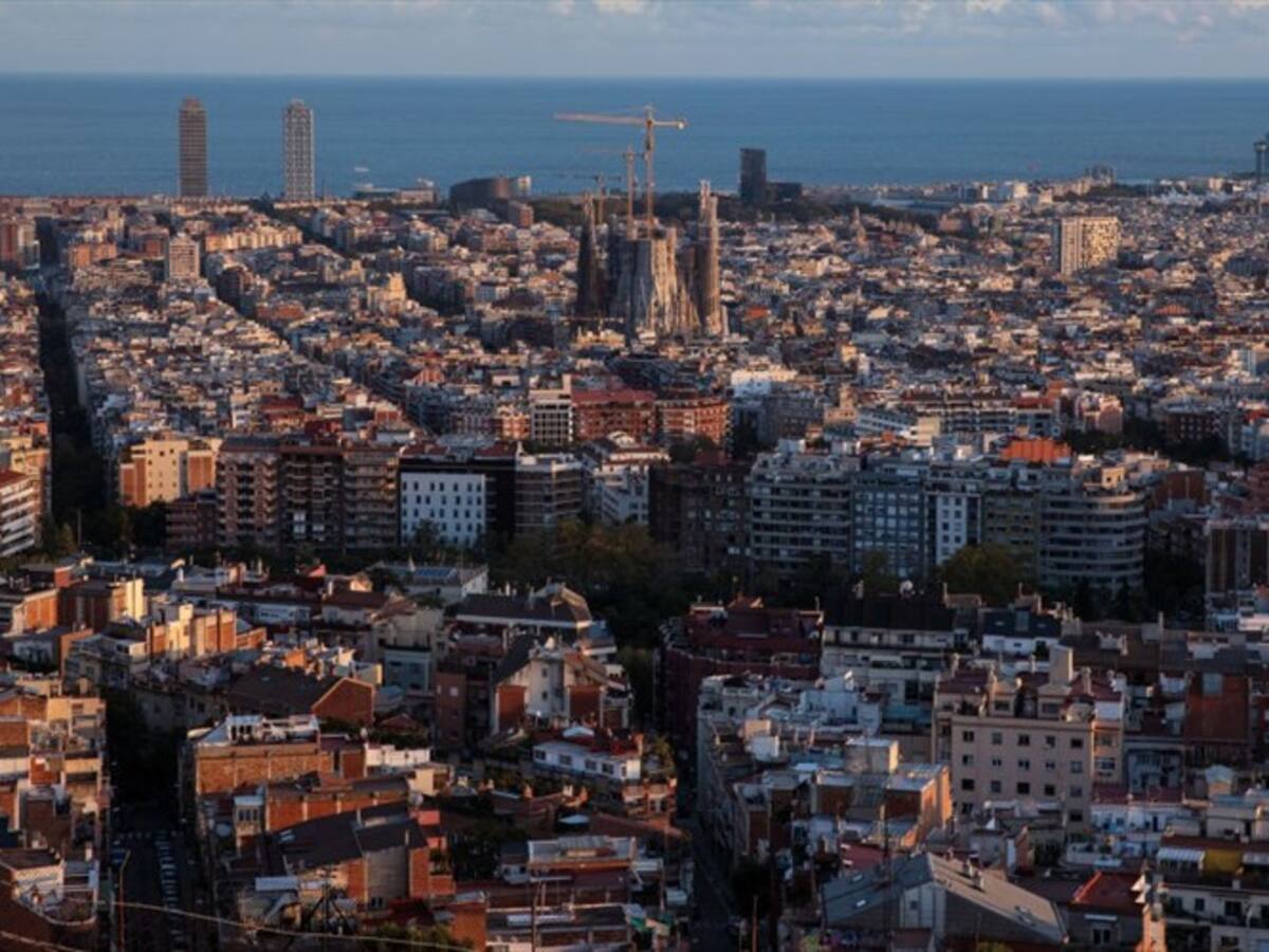 Colombiana explica cómo movimiento ciudadano ataca la criminalidad y hurto en Barcelona