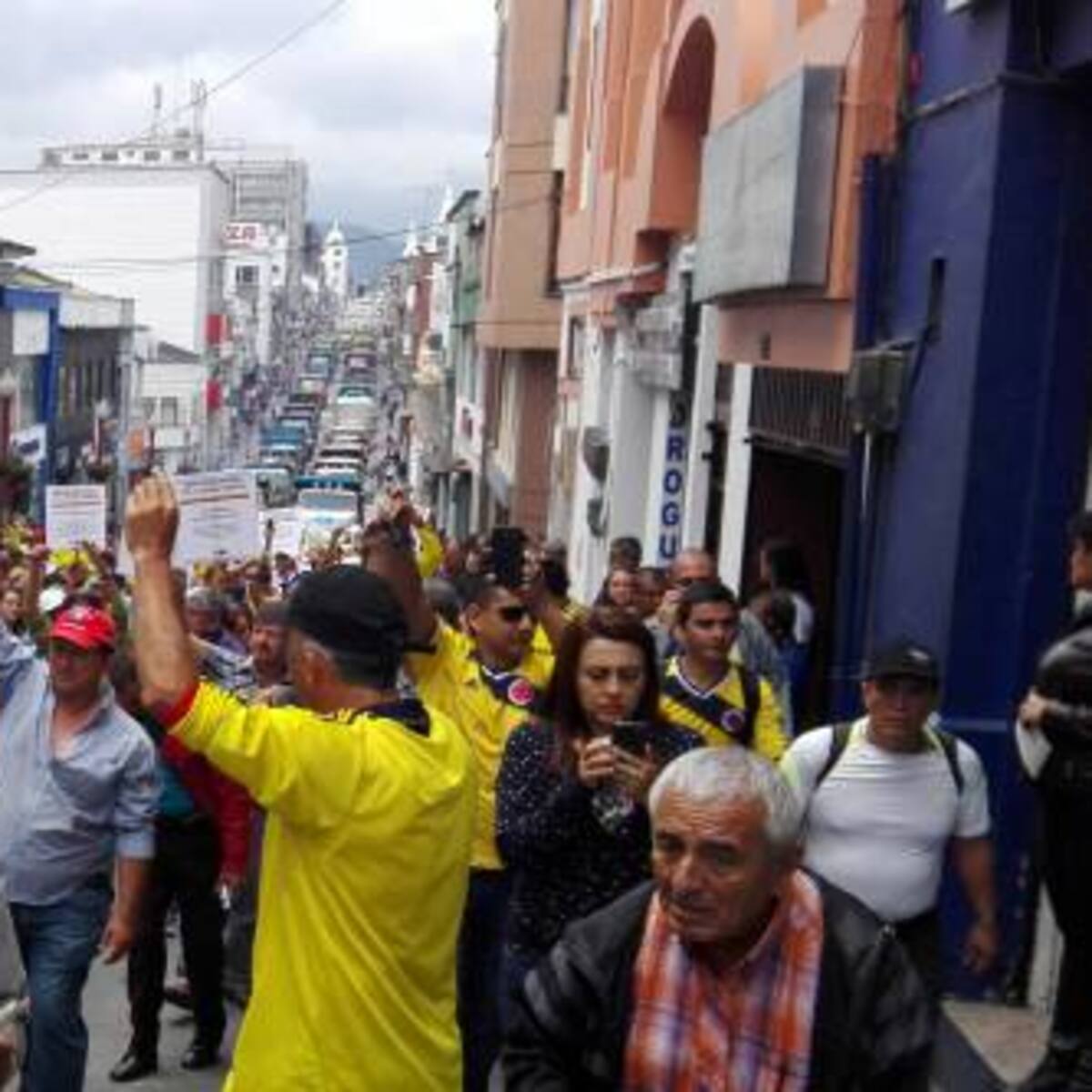 Cerca de mil personas se movilizaron por las calles de Manizales