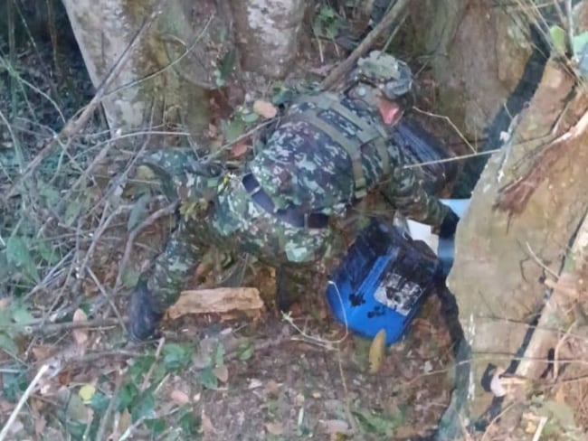 El FBI, la Policía y el Ejército incautaron explosivos en Charta, Santander. Foto: Suministrada. 