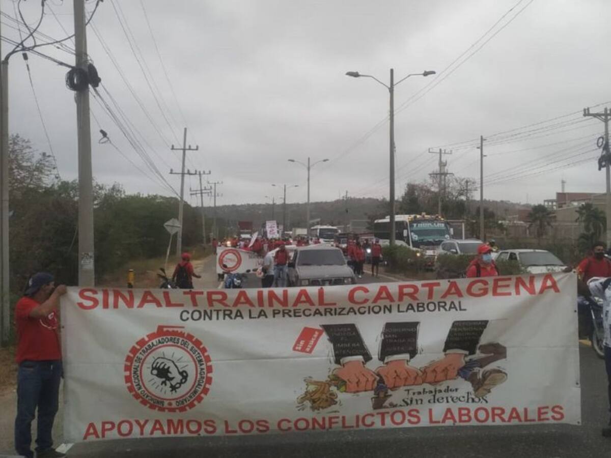 Trabajadores de Mamonal protestaron contra la reforma tributaria