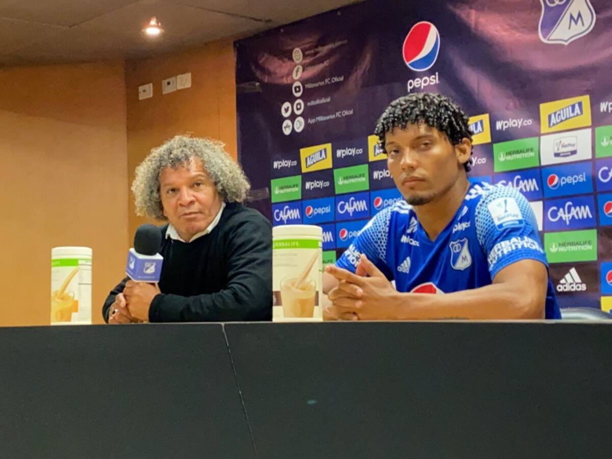 Alberto Gamero: "El primer gol me parece una jugada desleal"