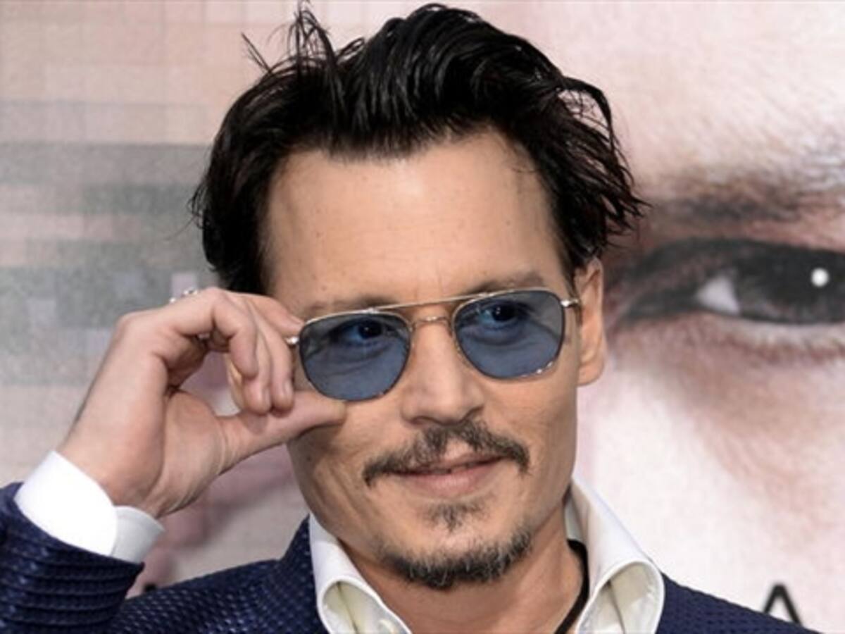 Johhny Depp se marchará de Australia para que perros no sean sacrificados