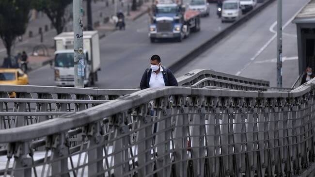 ¿Usted qué opina sobre las medidas para enfrentar la segunda ola de COVID-19?. Foto: Colprensa / CAMILA DÍAZ