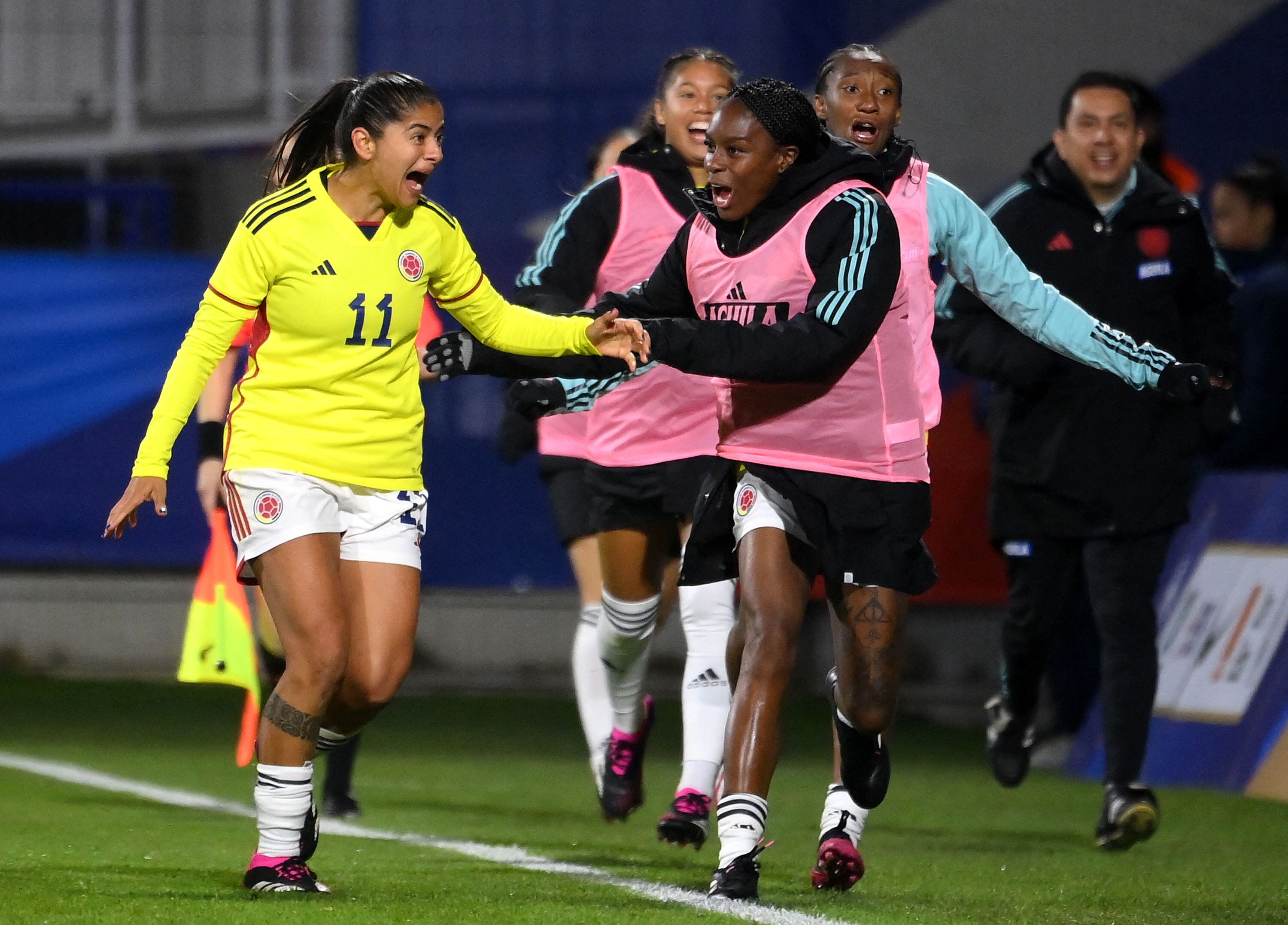 Catalina Usme e Ivonne Chacón. (Photo by FRANCK FIFE / AFP) (Photo by FRANCK FIFE/AFP via Getty Images)