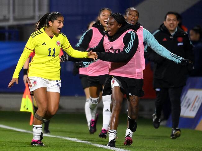 Catalina Usme e Ivonne Chacón. (Photo by FRANCK FIFE / AFP) (Photo by FRANCK FIFE/AFP via Getty Images)
