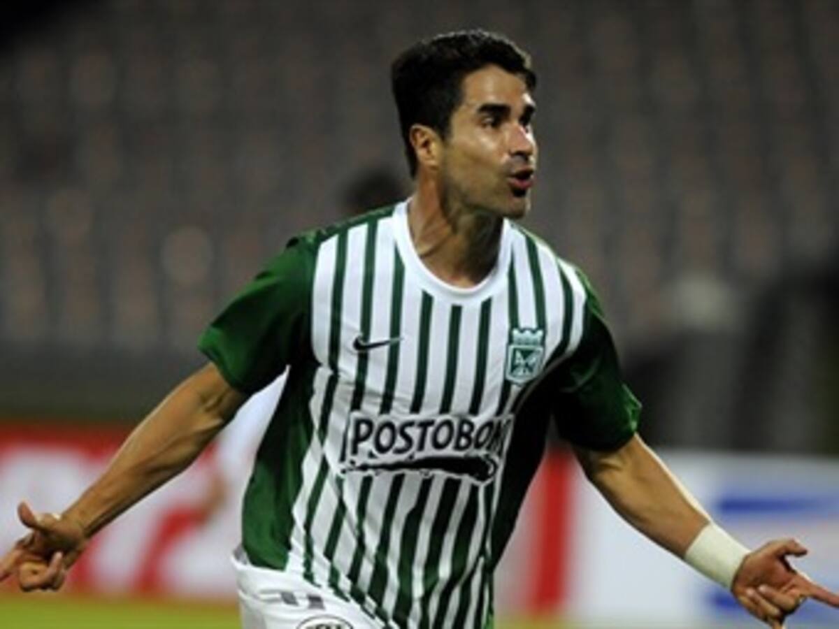 ¡Carlos Betancur repite! Vuelve a ganar etapa y es líder en París Niza