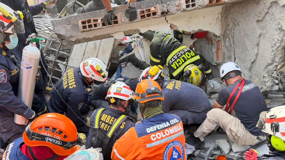 Rescate exitoso en Pereira: mujer es liberada tras colapso de vivienda afectada por sismo