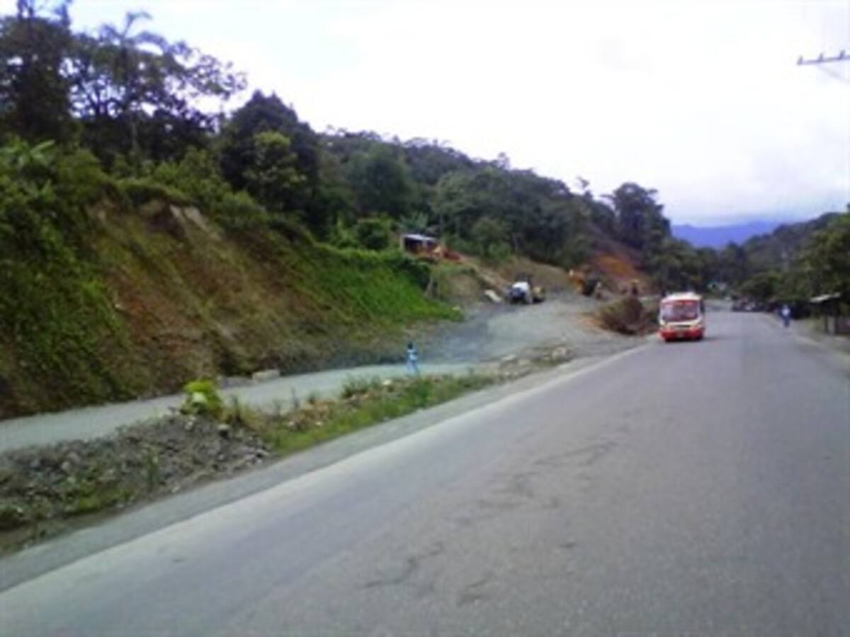 La vía Buga – Buenaventura está en obra negra