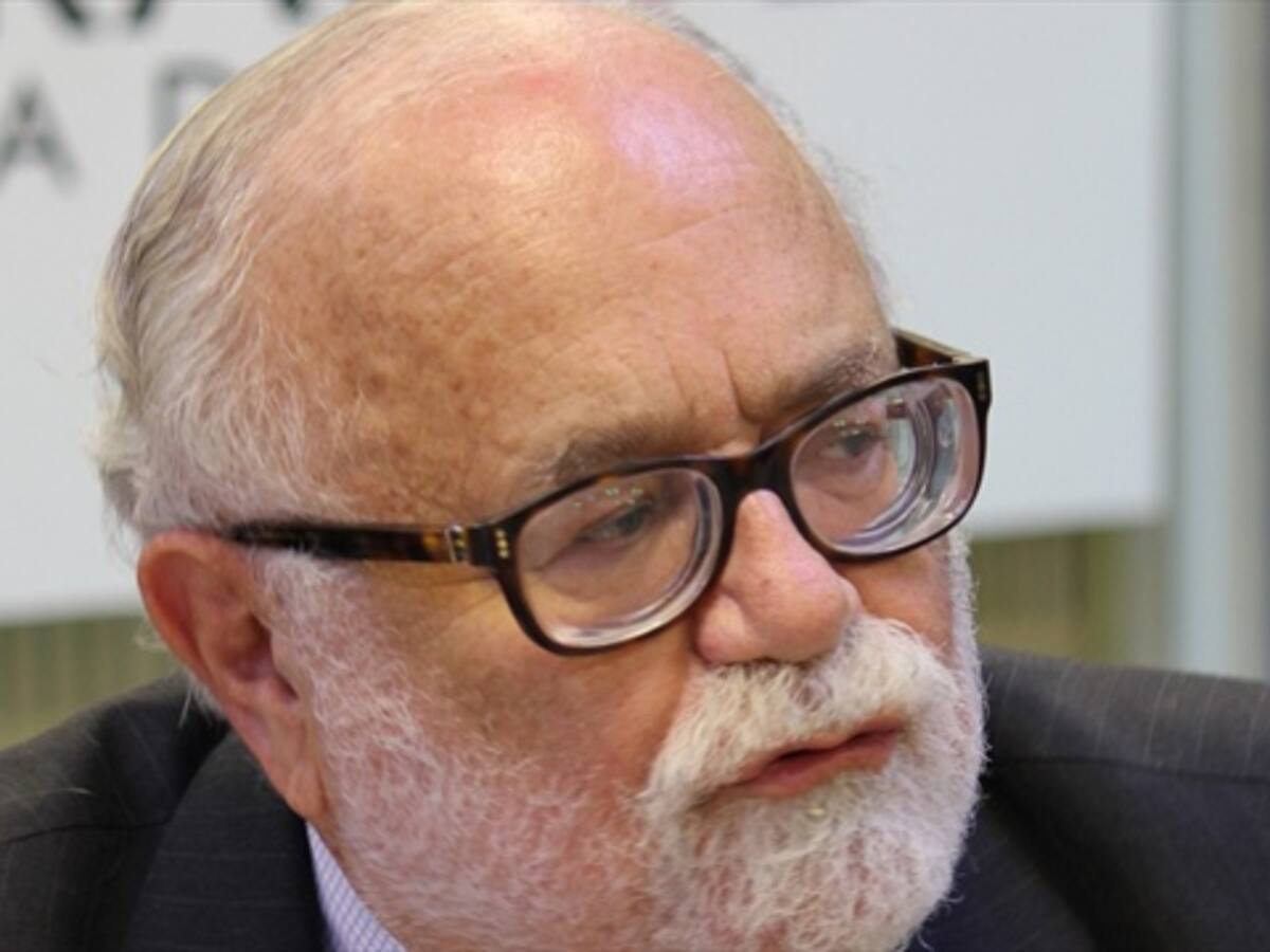 Yepes acusa al Gobierno de tener intereses para pedir renuncia de Pretelt