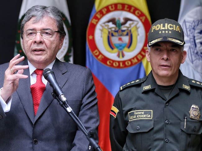 Pese a investigaciones, general Atehortúa se queda en la Policía