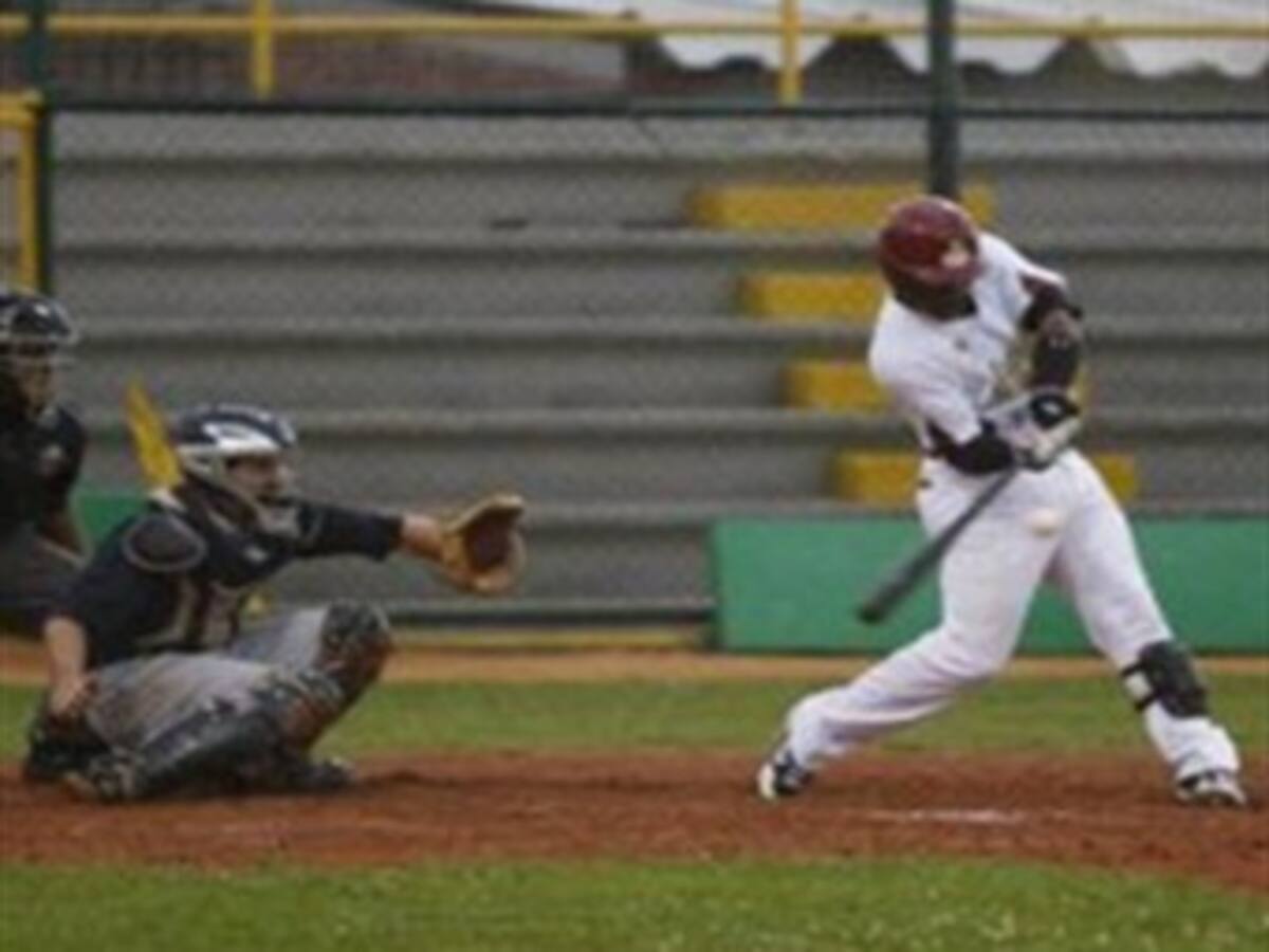 Con dos juegos se reanuda la temporada 2013 del Torneo Nacional de Béisbol