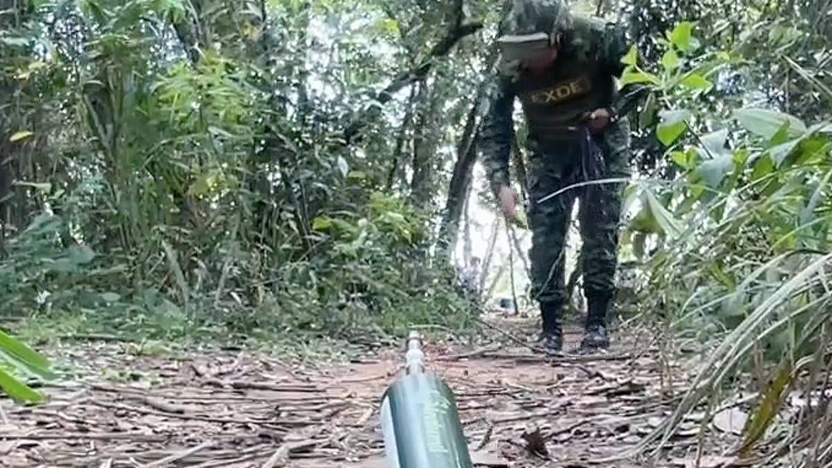 Grupos antiexplosivos del Ejército han destruido 7.400 artefactos explosivos en 2022