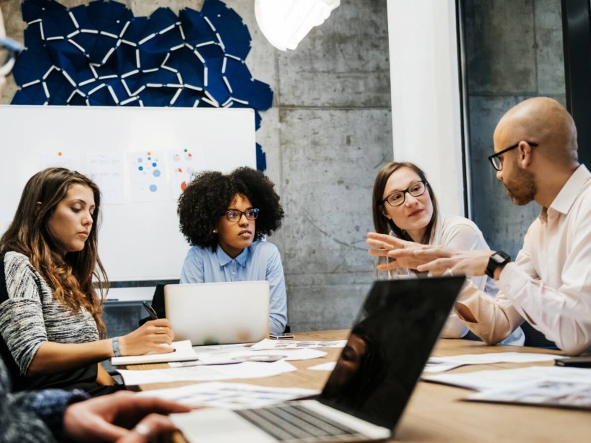 Abren 500 vacantes de empleo para sector tecnología en el país