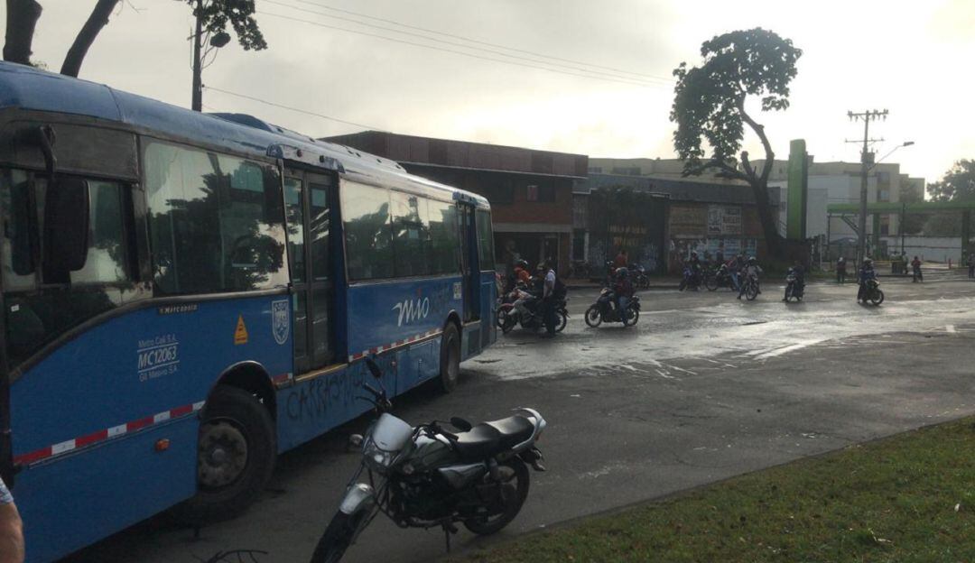 Calle 70 con Carrera 1, Paso del Comercio