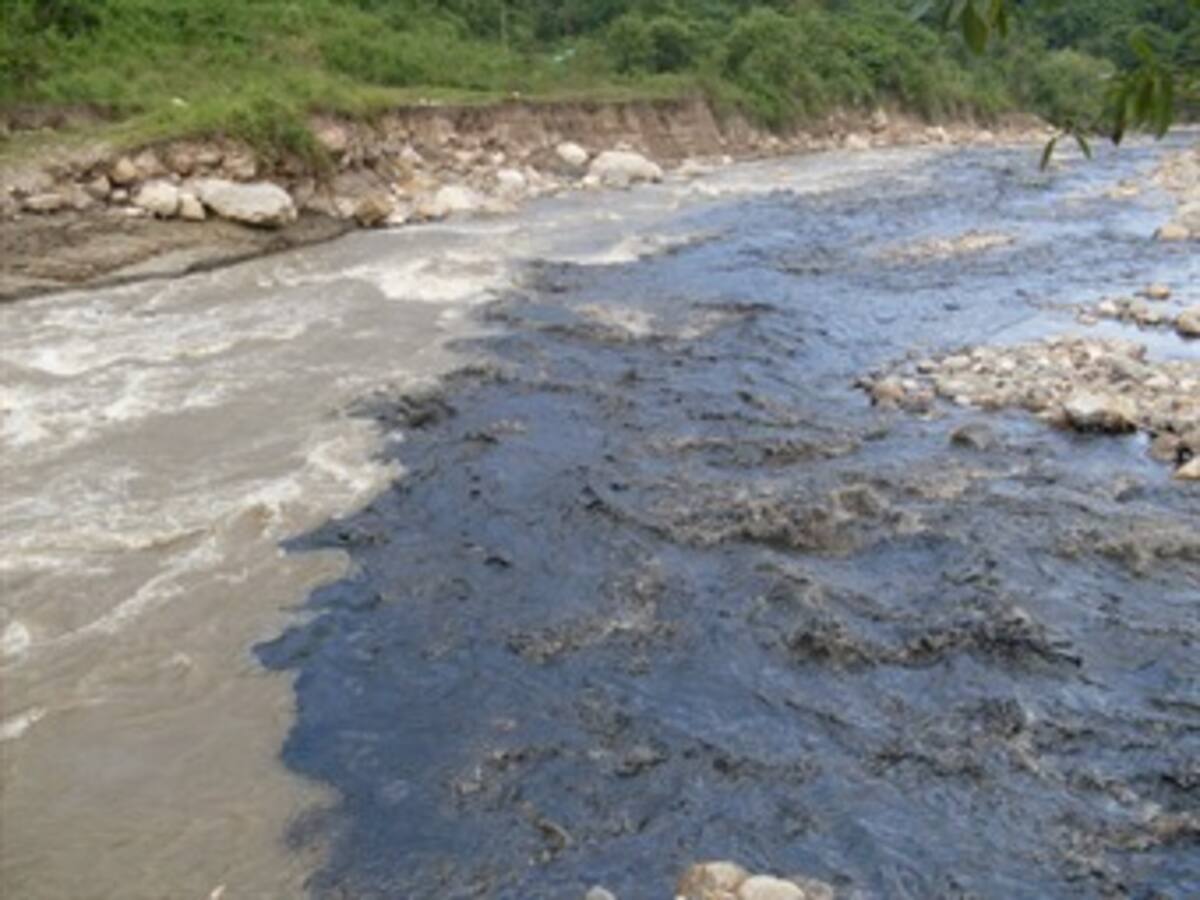 Emergencia sanitaria en Cúcuta por rompimiento en tubo de Ecopetrol
