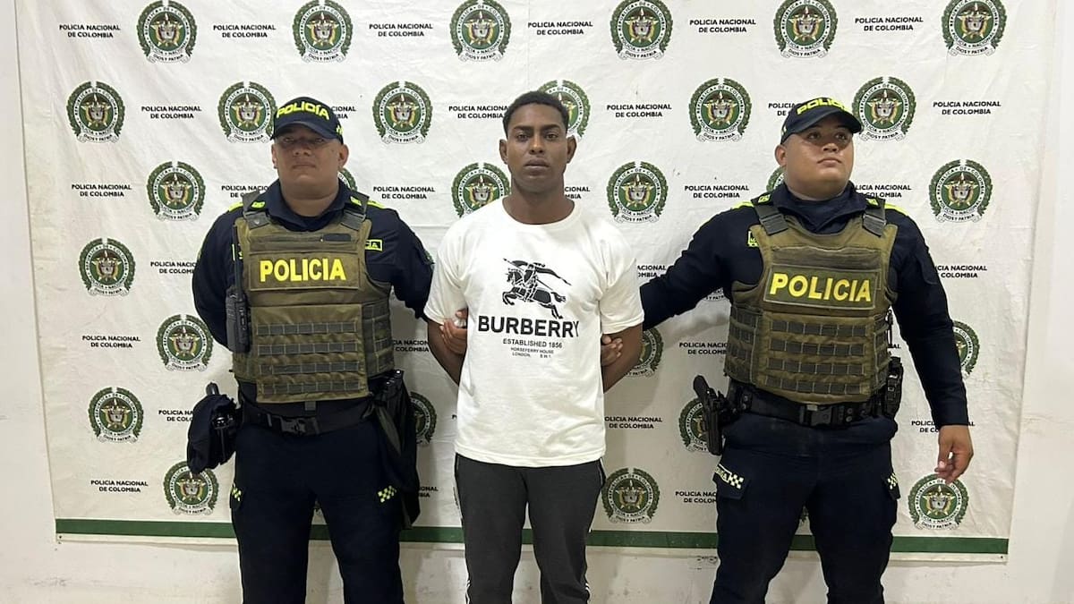 Cayó en Cartagena hombre involucrado en robo a bus de servicio público