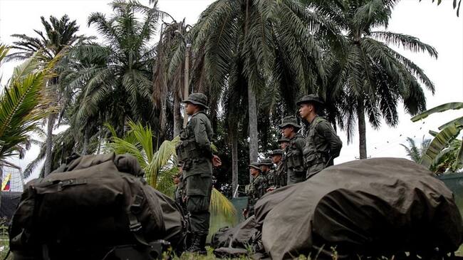 La Procuraduría investiga la falta de control a un vuelo que despegó de Bogotá al aeropuerto de Farnborough (Inglaterra) con media tonelada de clorhidrato de cocaína. Foto: Colprensa
