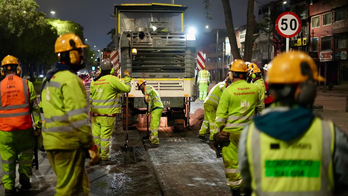 Alcaldía de Bogotá supera el millón de metros cuadrados de huecos reparados