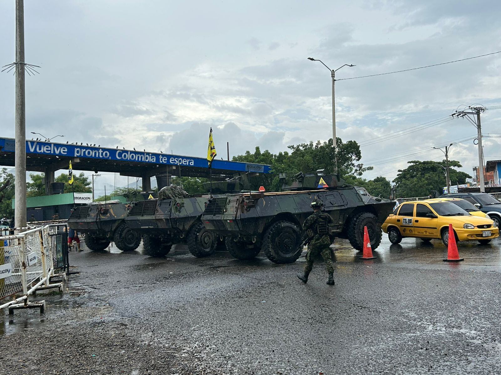 Puente Internacional Simón Bolívar que comunica al municipio de Villa del Rosario, Norte de Santander y San Antonio, Táchira, Venezuela.