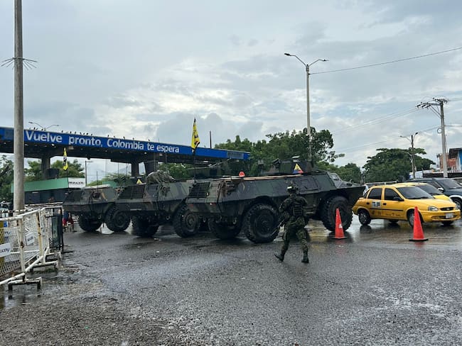 Puente Internacional Simón Bolívar que comunica al municipio de Villa del Rosario, Norte de Santander y San Antonio, Táchira, Venezuela.