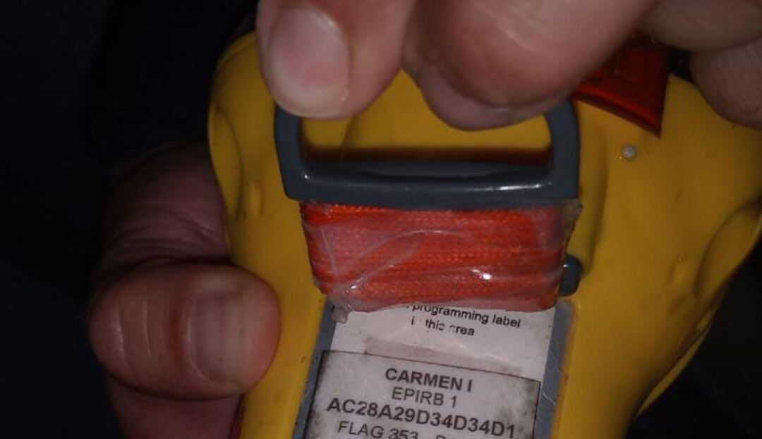 Equipo de la embarcación hallado en altamar