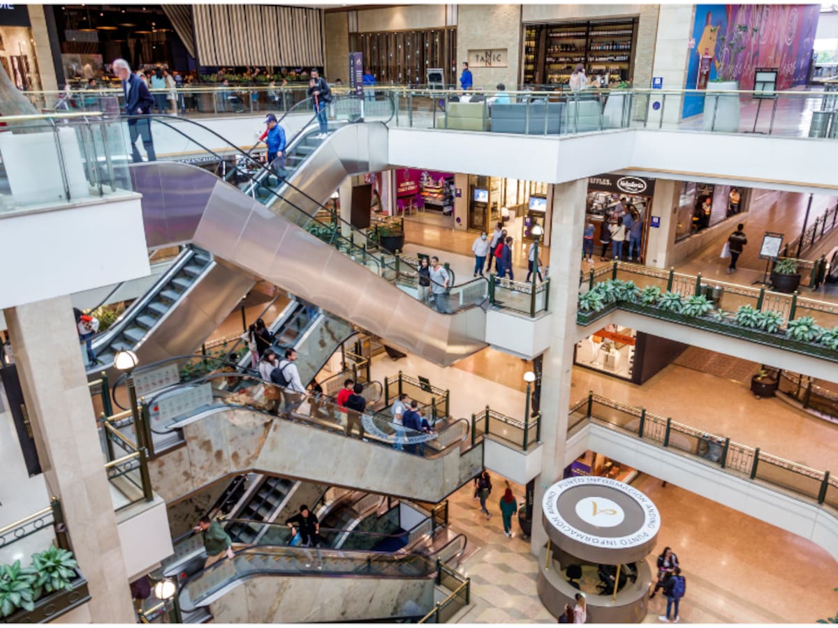 ¿Cuál es el mejor centro comercial de Bogotá, según la IA? Tiene 10 salas de cine y Superkarts