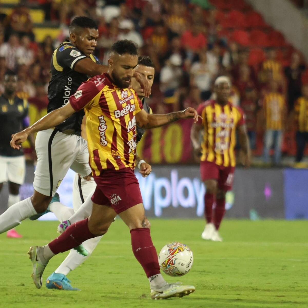 Águilas frena al Tolima, revive la ilusión del Junior y clasifica a Libertadores