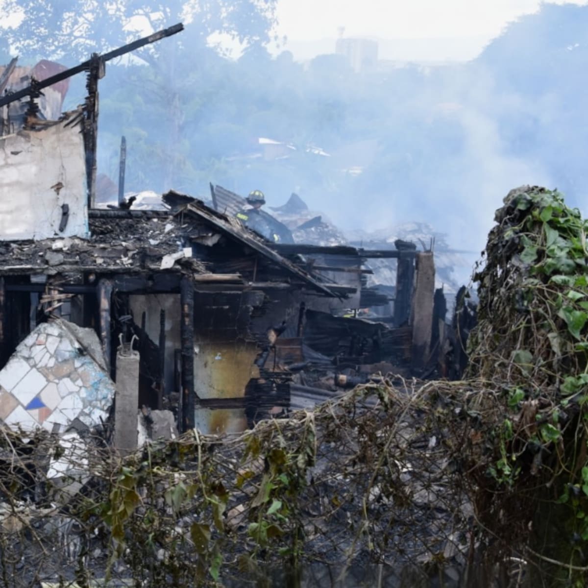 Al menos 40 personas que vivían en inquilinato resultaron afectadas por incendio en Armenia
