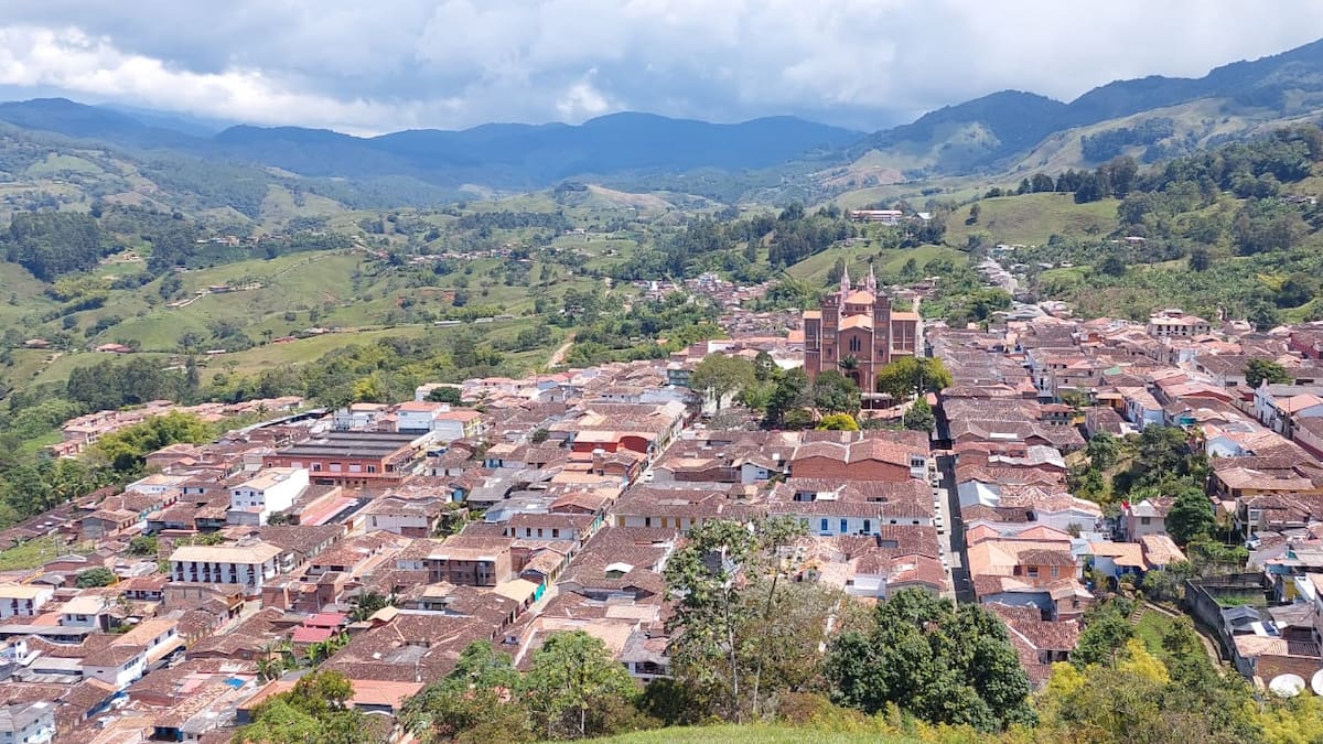Tres municipios en Antioquia atraen el 40% de los turistas al departamento: ANATO