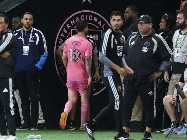 MIAMI, FL - MAY 24: Inter Miami CF midfielder Leo Messi (10) walks into the locker room part way through the second half during the match between Philadelphia Union and Inter Miami CF on Sunday, May 24, 2026 at Nu Stadium in Miami, FL (Photo by Peter Joneleit/Icon Sportswire via Getty Images)