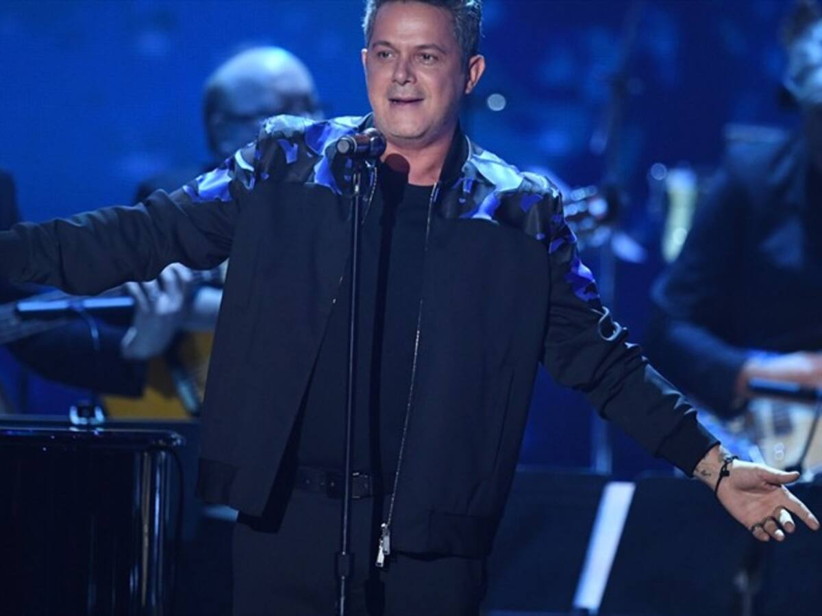 Alejandro Sanz anuncia estreno de documental sobre su carrera