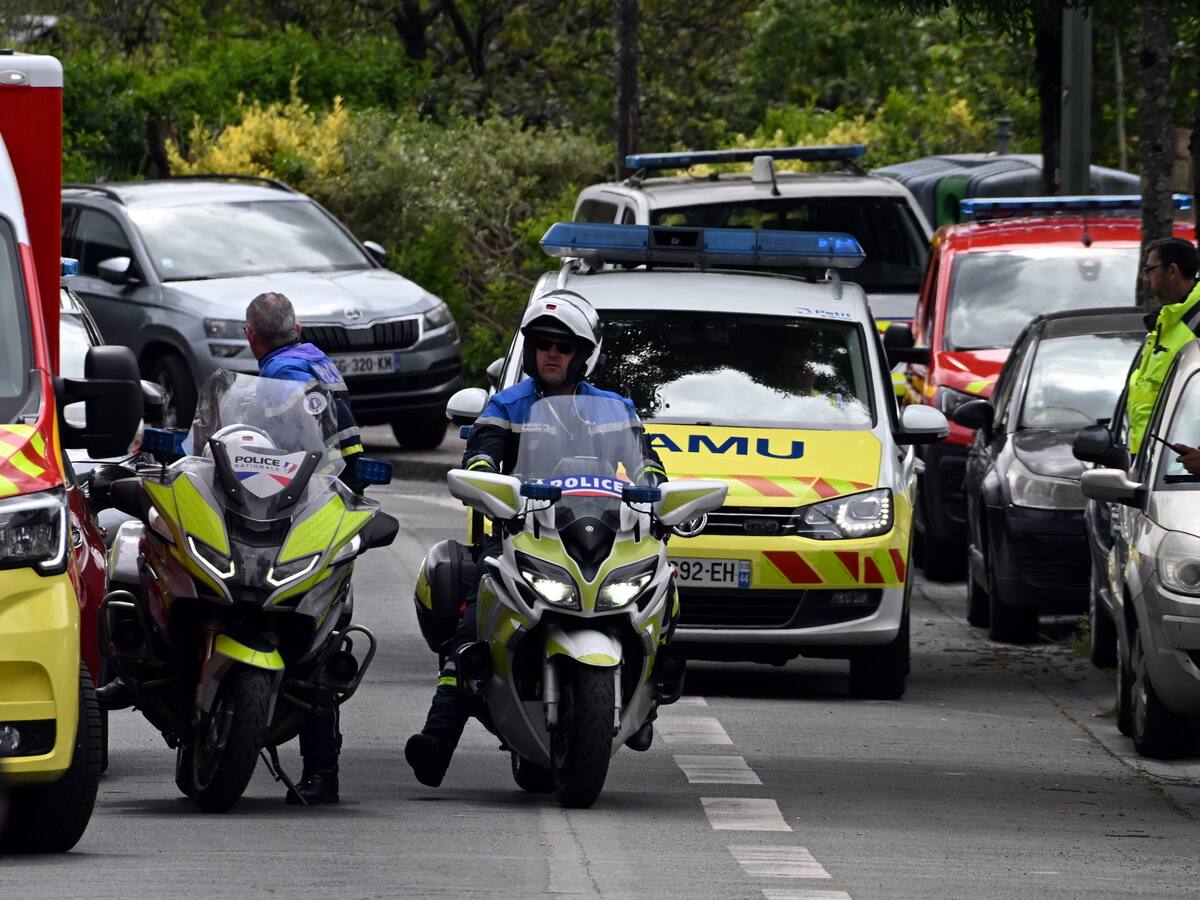 Francia: estudiante de secundaria ataca a sus compañeros con cuchillo