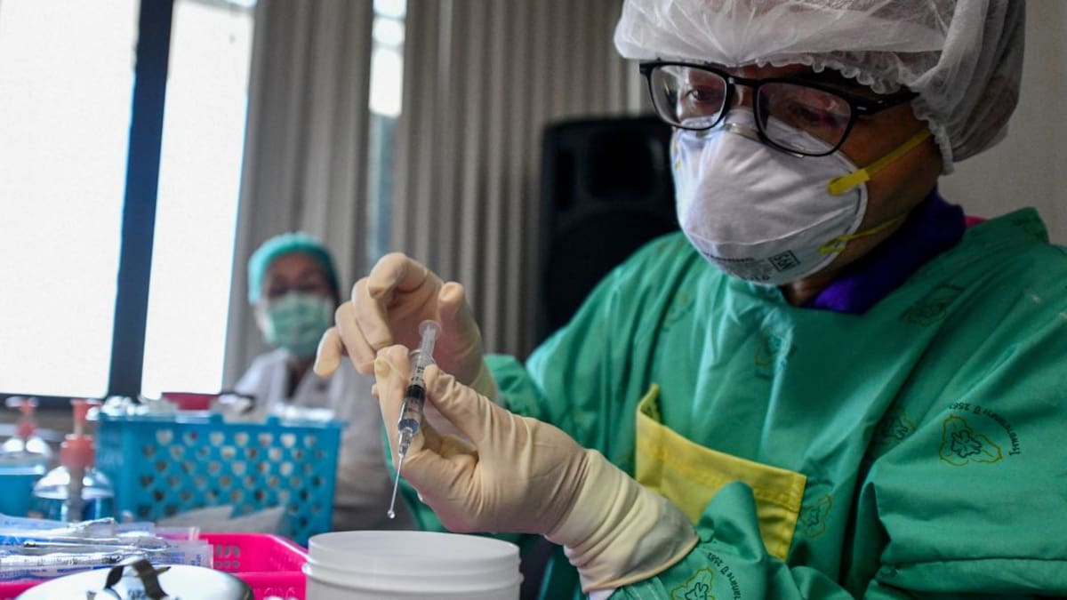 Población de 12 a 49 años recibirá la cuarta dosis COVID, bajo orden médica